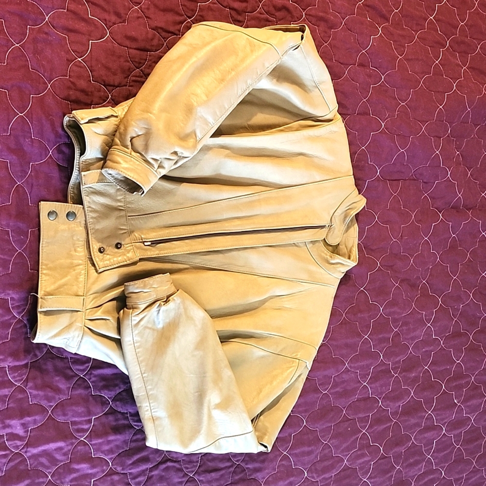Unique Cut Vintage Olive Brown Leather Jacket